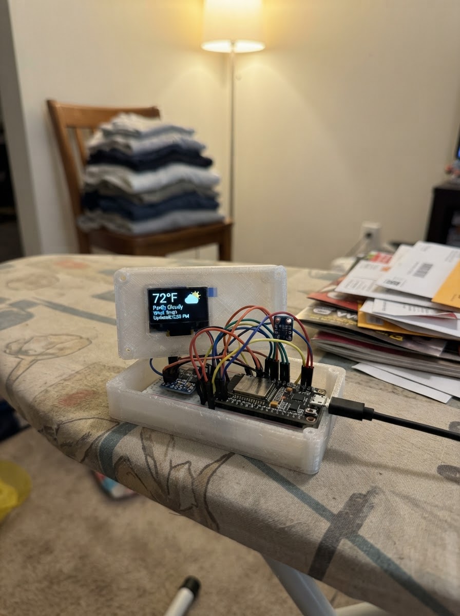Auto-Refreshing Weather Monitor